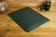 Кожаный чехол для MacBook на молнии с войлоком Дизайн №41, натуральная кожа Grand, цвет Зеленый - изображение 2