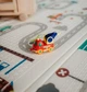 Развивающий детский игровой двусторонний складной термо- коврик (мат) трансформер «Мягкий пол XPE New Eco» напольный, сертифицированный, гипоаллергенный для ползания малышей от 0 и игр детей 2000x1500x6 мм «Машинки | Мишки» + сумка (113K235SW) - изображение 4