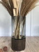 Ваза стеклянная с деревом Olens "Wood" 26 см 2 л прозрачное черное стекло с деревянным дном - изображение 1