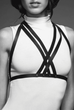 Портупея на груди Bijoux Indiscrets MAZE - Halter Bra Harness Чорна One size - изображение 1