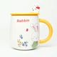 Кружка с крышкой BonaDi Rabbit 430 мл фарфоровая с ложкой (927-223) - изображение 2