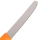 Нож кухонный серрейтор Victorinox Vx67836.L119 SwissClassic Tomato&Table 220 мм оранжевый - изображение 5