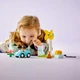 Zestaw klocków LEGO DUPLO Town Turbina wiatrowa i samochód elektryczny 16 elementów (10985) - obraz 5