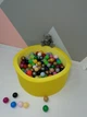 Сухий басейн Maikinbaby коло 110х40х6 см та 250 шт куль Оксамит Жовтий (арт.М110-141) - зображення 1