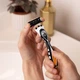 Бритва Bic Flex 5 Hybrid с 2 сменными картриджами (3086123644922) - изображение 5