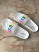 Шлепанцы Guess Lana Logo Slide Sandals белые 36 размер - изображение 4