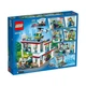 Конструктор LEGO City Лікарня 816 деталей (60330) - зображення 4