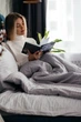 Комплект однотонного постельного белья от MinkyHome. Полуторный из 100% турецкого премиум сатина. 1.5 спальный (обычная простынь). Серый - изображение 3