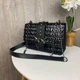 Сумка женская через плечо черная лаковая под рептилию на цепочке 836-2 - изображение 3