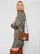 Torebka crossbody damska ze skóry naturalnej Furla Metropolis S Crossbody WB00244ARE00003B001007 Brązowa (8050597035864) - obraz 2