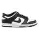 Кроссовки женские Jordan Dunk Low Retro White Black (Gs) 38 Чорно-білий CW1590-100 - изображение 2