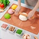Силиконовый кондитерский коврик для раскатки теста 50х70&nbsp;см Оранжевый - изображение 1
