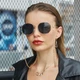 Сонцезахисні окуляри No Brand восьмигранні з ланцюжком Retro чорні із золотом - зображення 5