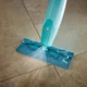 Швабра для підлоги з розпилювачем 26 см Pico Spray microfibre Leifheit 56590 - зображення 5