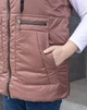 Женский теплый жилет удлиненный в стиле оверсайз больших размеров MODA 100023 66 Мокко (М- 100023 /1 V) - изображение 8