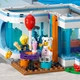 Zestaw klocków LEGO City Lodziarnia 296 elementów (60363) - obraz 7