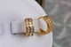 Сережки кільця Хuping Jewelry дві смуги ззаду візерунок 1.2 см золотисті - зображення 3