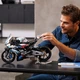 Конструктор LEGO Technic BMW M 1000 RR 1920 деталей (42130) - зображення 3