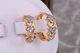 Сережки Xuping Jewelry танець ромбів із родієм 1.6 см золотисті - зображення 2