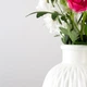 Ваза для цветов MVM MY HOME декоративная 15 см Белая (DH-FLOWERS-09 WHITE) - изображение 4