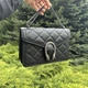 Женская мини сумочка клатч Подкова стеганная маленькая сумка на цепочке для вечеринок и выходов стильная сумка - изображение 8