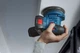 Аккумуляторная эксцентриковая шлифовальная машина Bosch GEX 185-LI с 1 акб 4.0 Ah и зу GAL 18V-40 в кейсе (06013A5021) - изображение 5