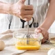 Венчик с вращающимся механизмом для взбивания продуктов - изображение 5
