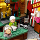 Zestaw klocków LEGO Ideas Central Perk 1070 elementów (21319) - obraz 8