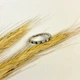 Серебряное кольцо с фианитами, вес изделия 1,68 гр (2137610) - изображение 2