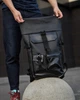 Стильный и практичный рюкзак роллтоп для ноутбука Rolltop для путешествий черного цвета из экокожи - изображение 8