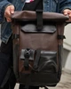 Стильный и практичный рюкзак роллтоп для ноутбука Rolltop для путешествий коричневого цвета из экокожи - изображение 2