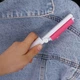 Ролик для чистки одежды многоразовый силиконовый (Stickit Roller). Для удаления шерсти домашних животных. Розовый 180x100x17 мм - изображение 3