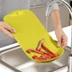 Доска разделочная пластиковая для нарезки мяса, рыбы, овощей и фруктов со сливом 38х24 см Желтая - изображение 2