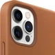Чехол кожаный противоударный Leather Case with MagSafe для Apple Iphone 13 Pro Max (6.7") Golden Brown - изображение 2