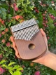 Калімба На 17 Нот З Резонатором Kalimba Ukraine Темна - зображення 4