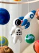 Детский мобиль на кроватку для младенцев ручной работы WooolyWool «Космический» - изображение 6