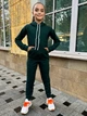 Дитячий спортивний костюм (худи + штани) для дівчинки AVRORA АА122457 122-128 см Зелений - зображення 1