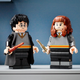 Zestaw klocków LEGO Harry Potter i Hermiona Granger 1673 elementy (76393) - obraz 5