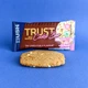 Протеиновый батончик USN Trust Cookie Bar 60 г White Chocolate Raspberry (26982) - изображение 2