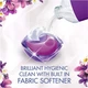 Универсальные парфюмированные капсулы для стирки одежды Bold Lavender & Chamomile Pods 2 In1 с Lenor 60шт/уп - изображение 4