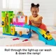 Інтерактивний набір Гараж Fisher-Price Little People Toddler Playset Light-Up Learning Garage - зображення 4