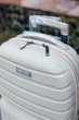 Чемодан пластиковый Snowball 61303 кейс шампань - изображение 2