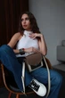 Сучасна та стильна шкіряна жіноча сумка кроссбоді Lamponi Chest one beige/ivory/khaki - зображення 12