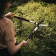Кусторез Fiskars SmartFit HS86 телескопический для живой изгороди (1013565) - изображение 4