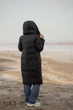 Женское длинное зимнее пальто TOWMY M черное 639382 - изображение 3