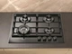 Whirlpool Варильна поверхня газова на склі, 60см, чавун, конфорка з подвійним рядом полум'я, чорний - изображение 2