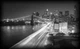 Фото флизелиновых фотообоев в зал 254x184 см Черно-белый бруклинский мост ночью (203V4)+клей - изображение 1