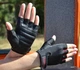 Перчатки для фитнеса 47208 MADMAX Black-red Размер S - изображение 4