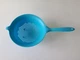 Друшляк пластиковий круглий Сито пластмасове з довгою ручкою D 19,5 cm L 36 cm 19220 - зображення 3