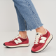 Buty sportowe damskie na platformie do kostki New Balance WS237DF1 41.5 (10US) 27 cm Czerwone (195481235352) - obraz 2